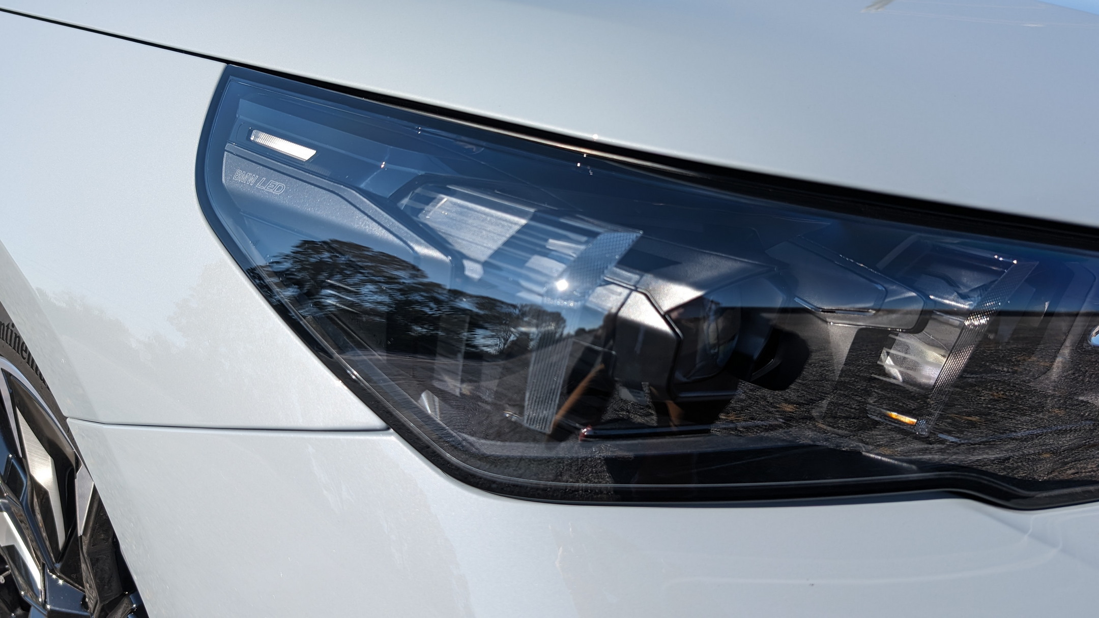 2024 BMW i5 M60 xDrive by Stephen Rivers for Carscoops 22