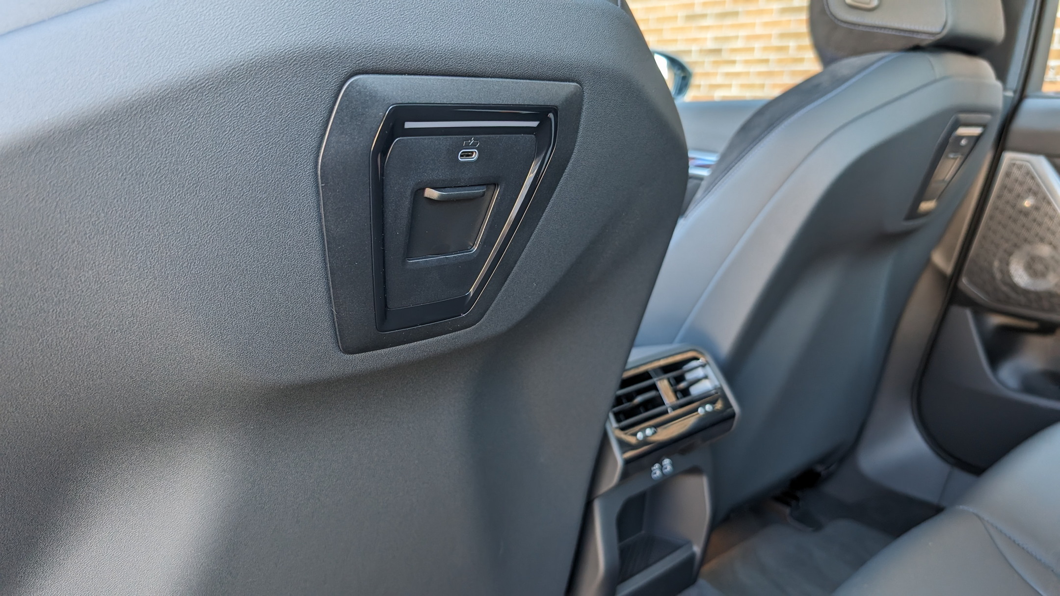 2024 BMW i5 M60 xDrive by Stephen Rivers for Carscoops 47
