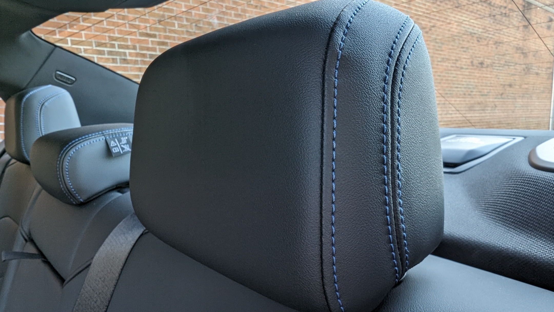 2024 BMW i5 M60 xDrive by Stephen Rivers for Carscoops 52