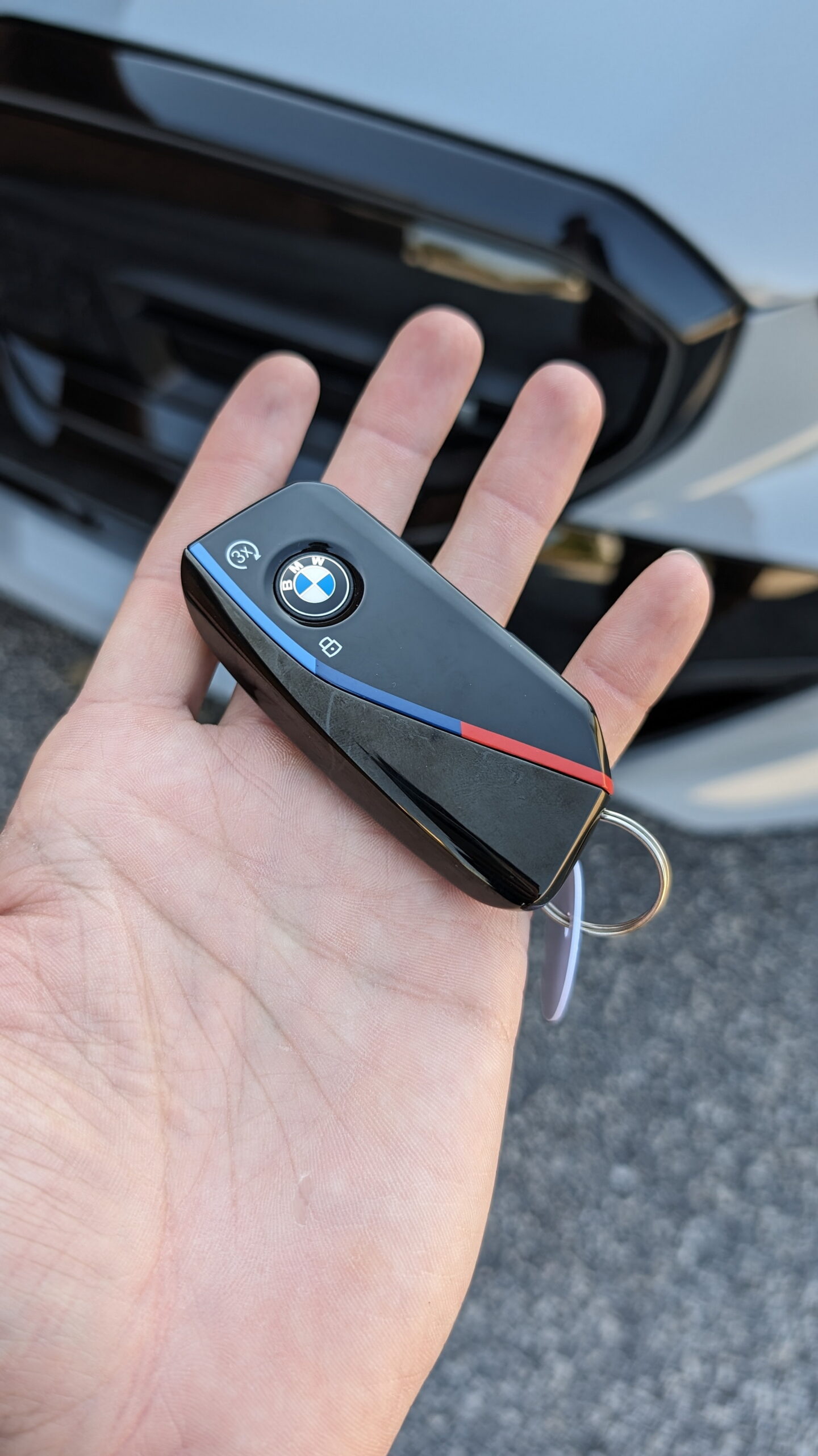 2024 BMW i5 M60 xDrive by Stephen Rivers for Carscoops 61