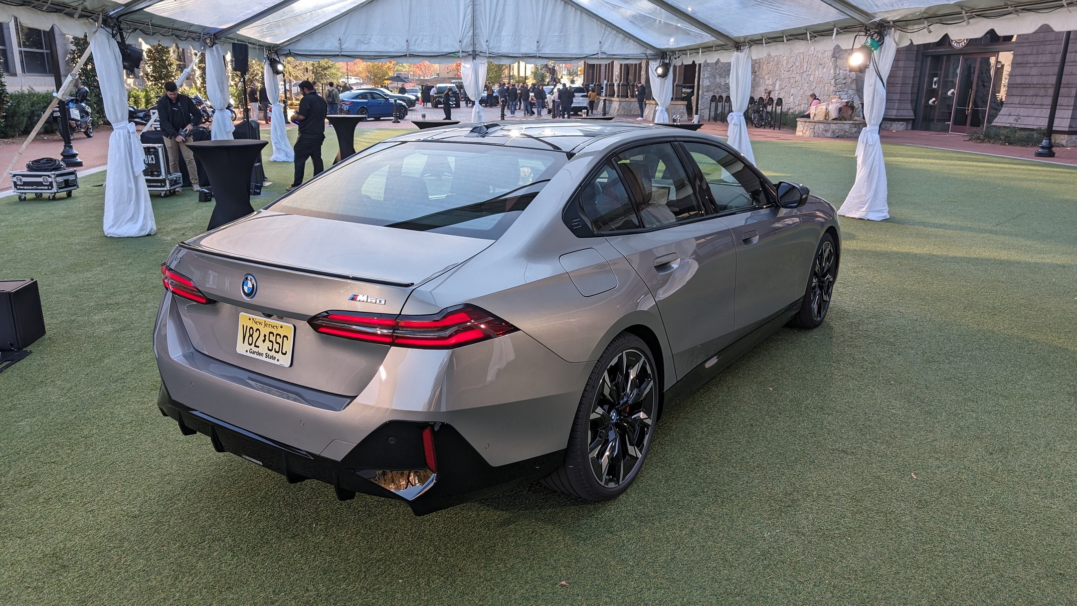 2024 BMW i5 M60 xDrive by Stephen Rivers for Carscoops 7