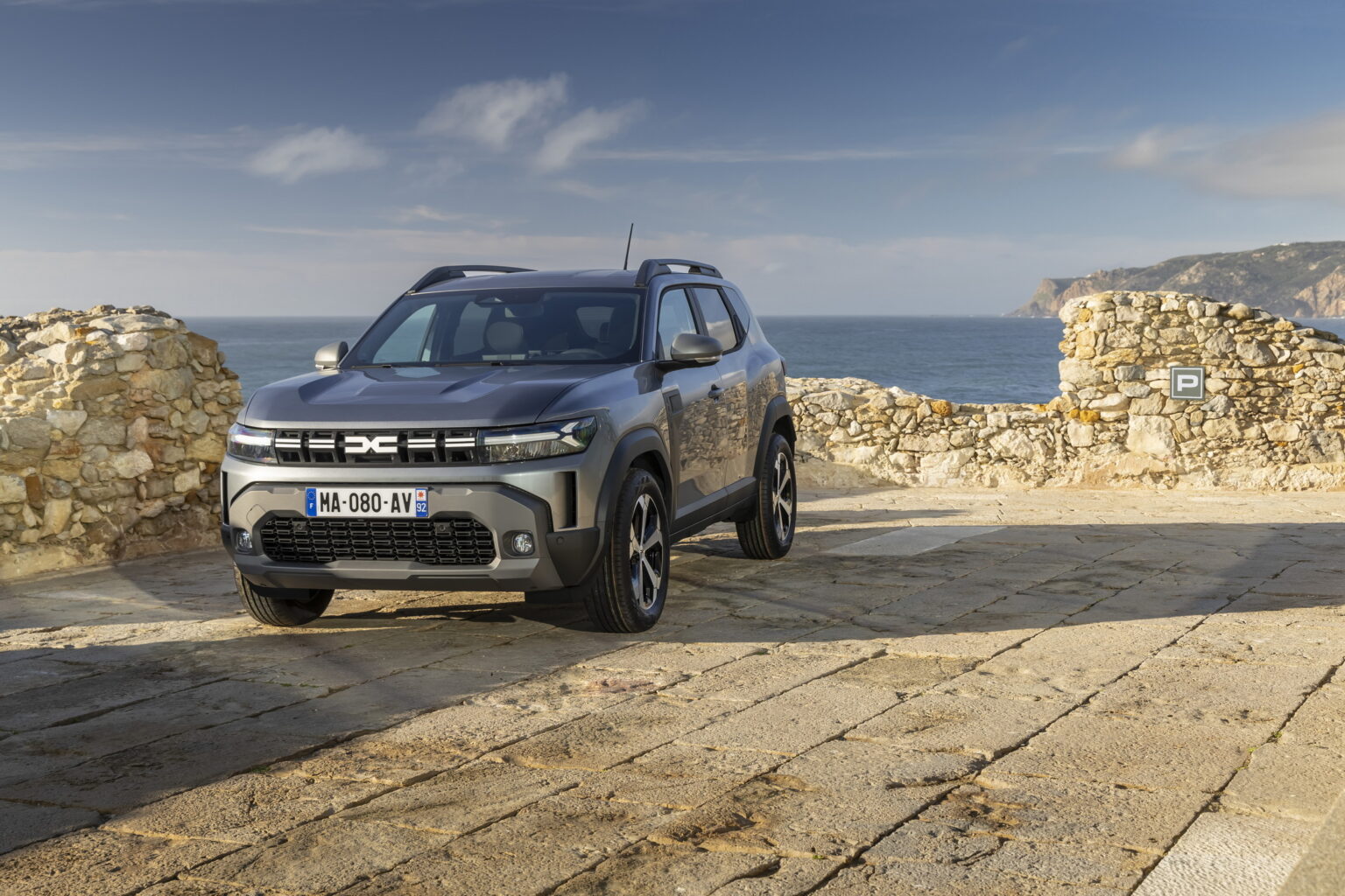 New 2024 Dacia Duster Is A Tougher, Spacier And Now Electrified SUV ...