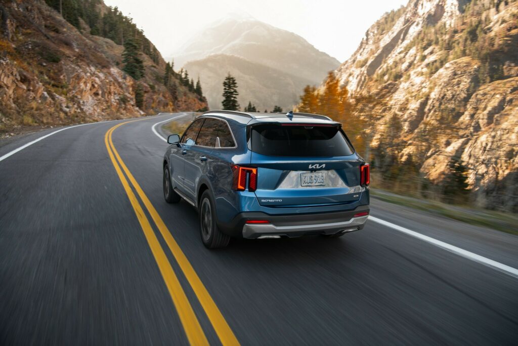  2025 Kia Sorento Hybrid $1,500-$4,400 More Expensive Than 2024MY