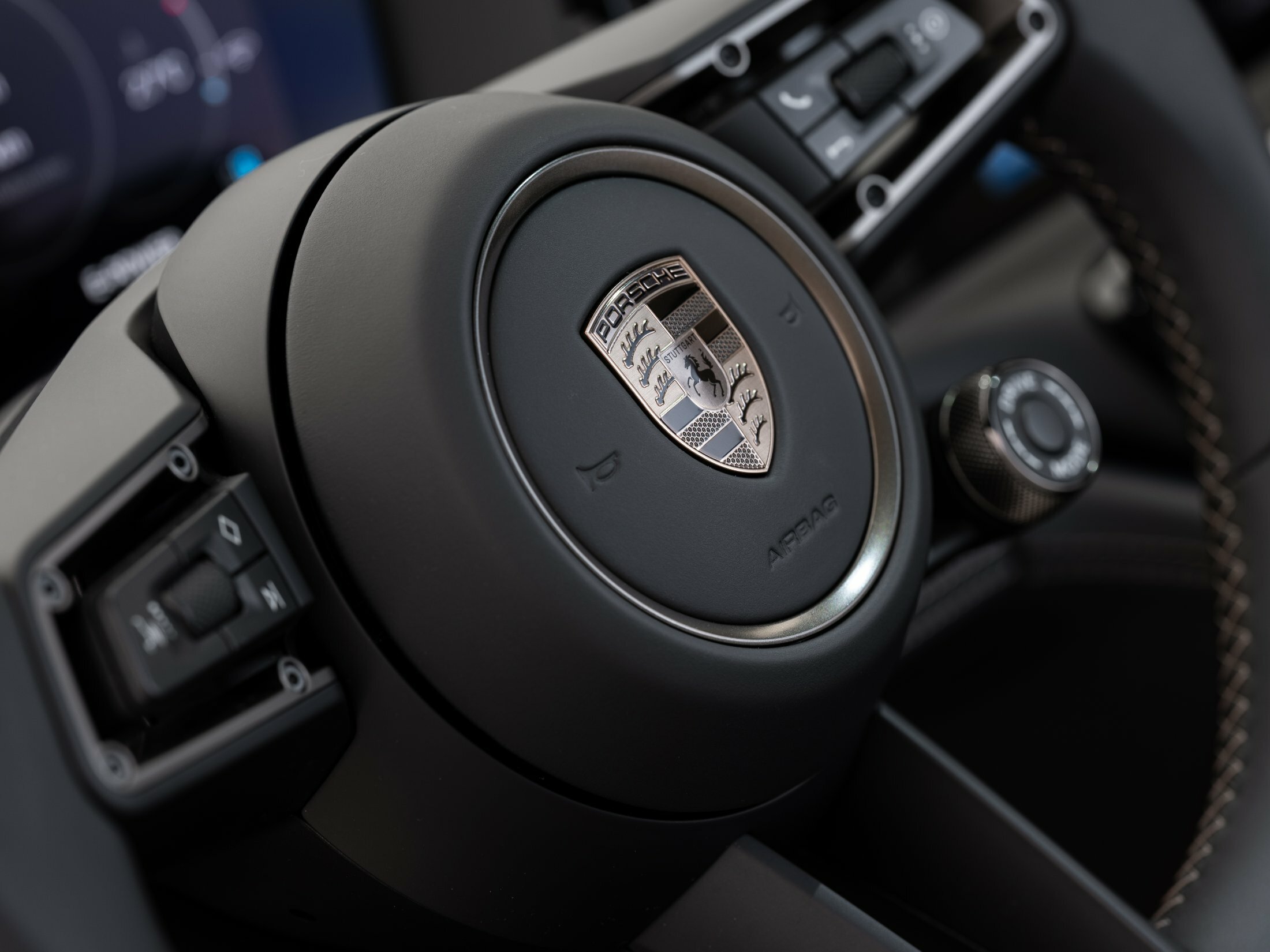 2024 Porsche Panamera Turbo E-Hybrid (18)