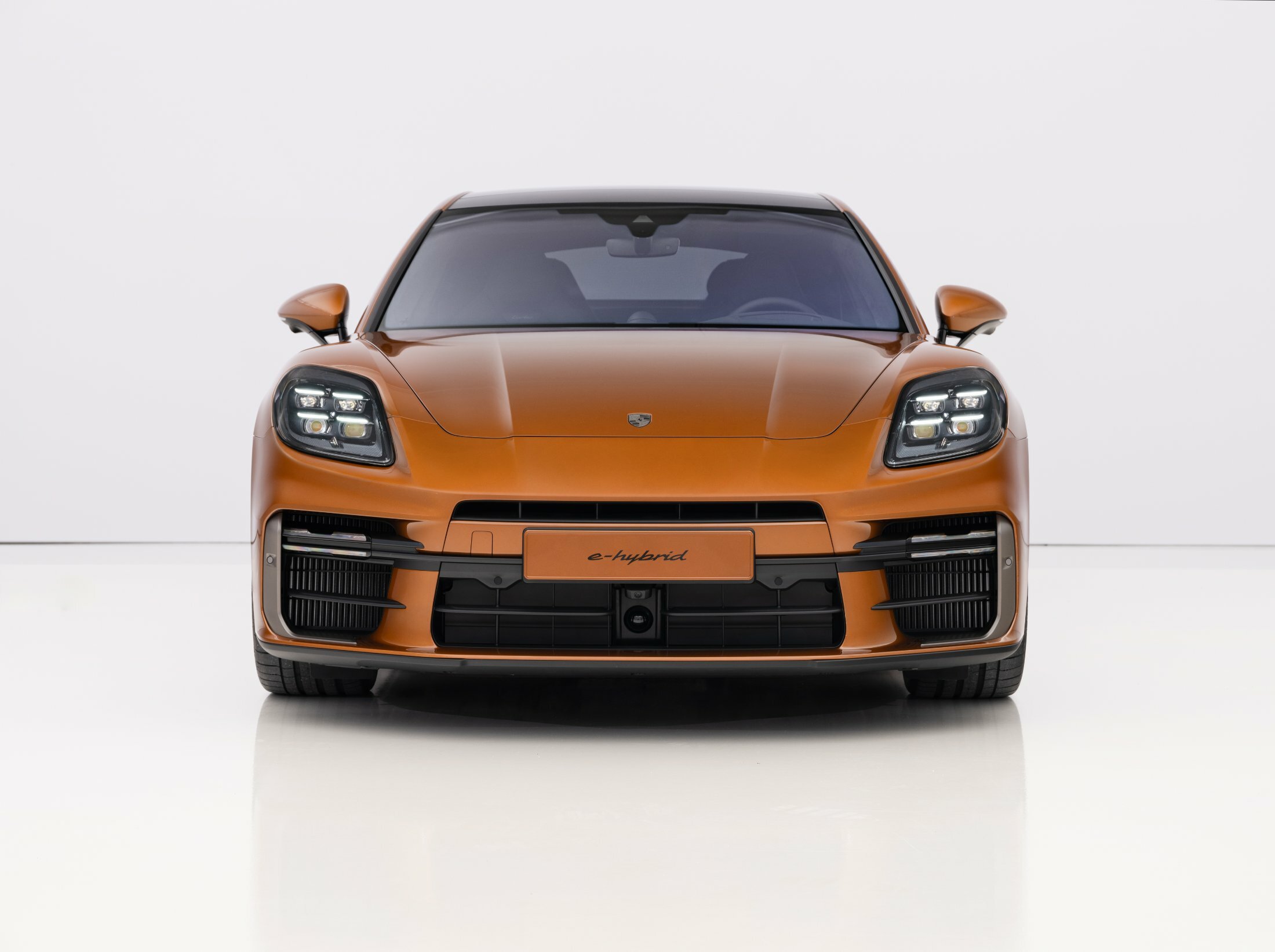 2024 Porsche Panamera Turbo E-Hybrid (4)