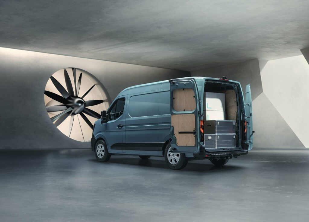 2024 Renault Master