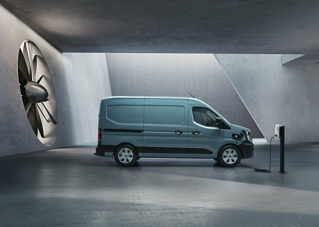 2024 Renault Master