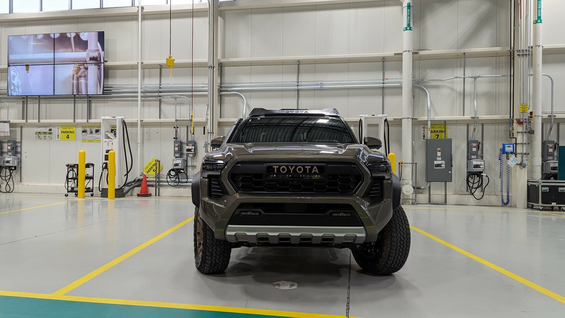 2024 Toyota Tacoma MG CarScoops 1128 2
