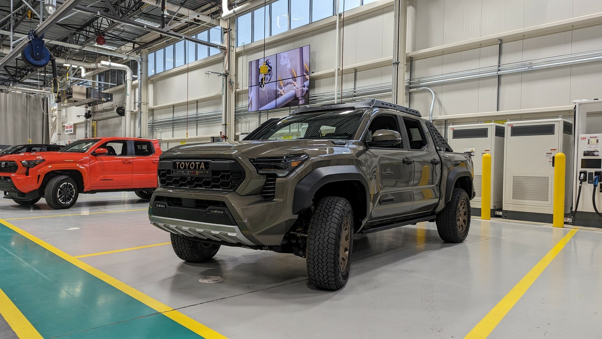 2024 Toyota Tacoma MG CarScoops 1128 3