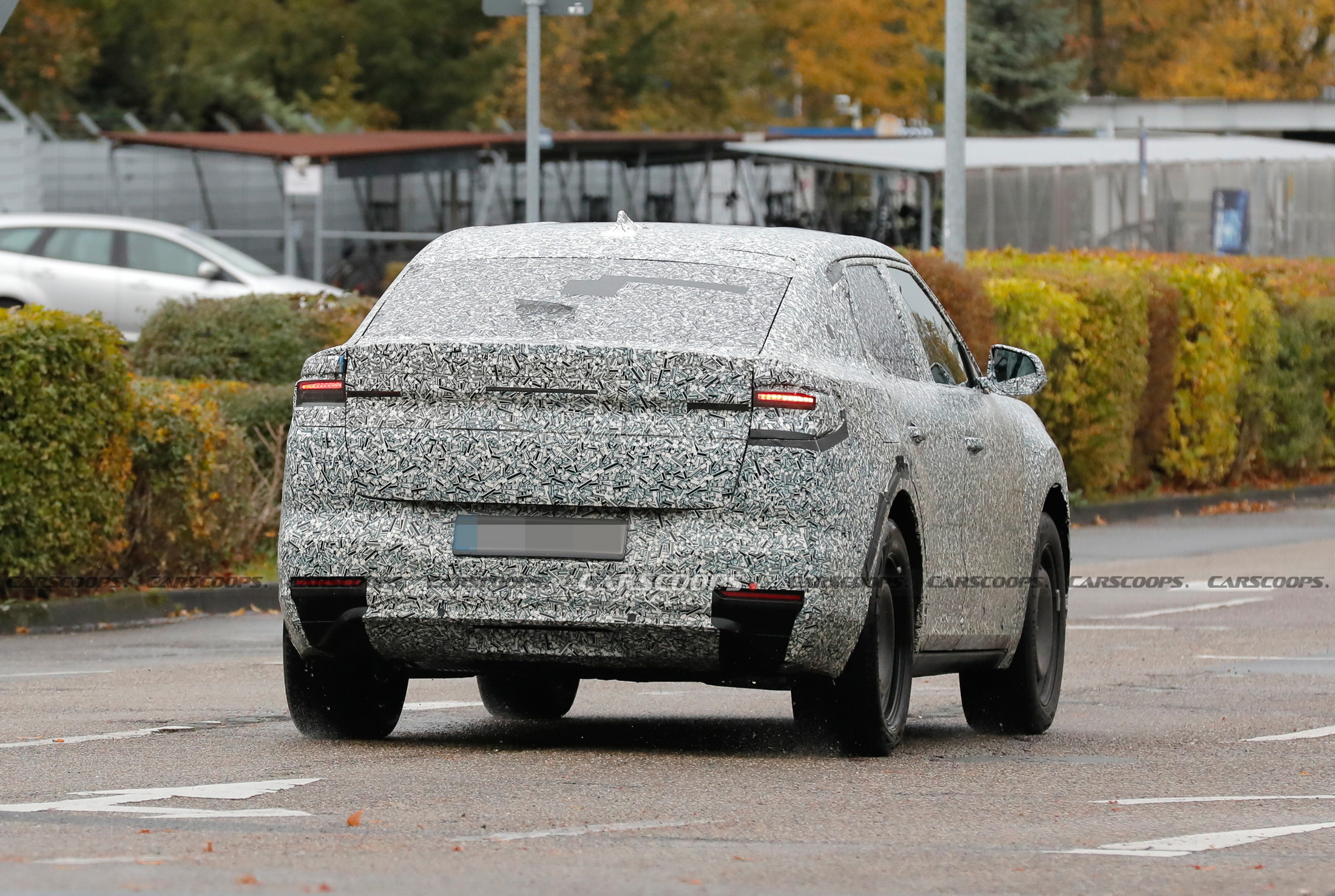 2025 Ford Capri SUV (Scoop) (16)