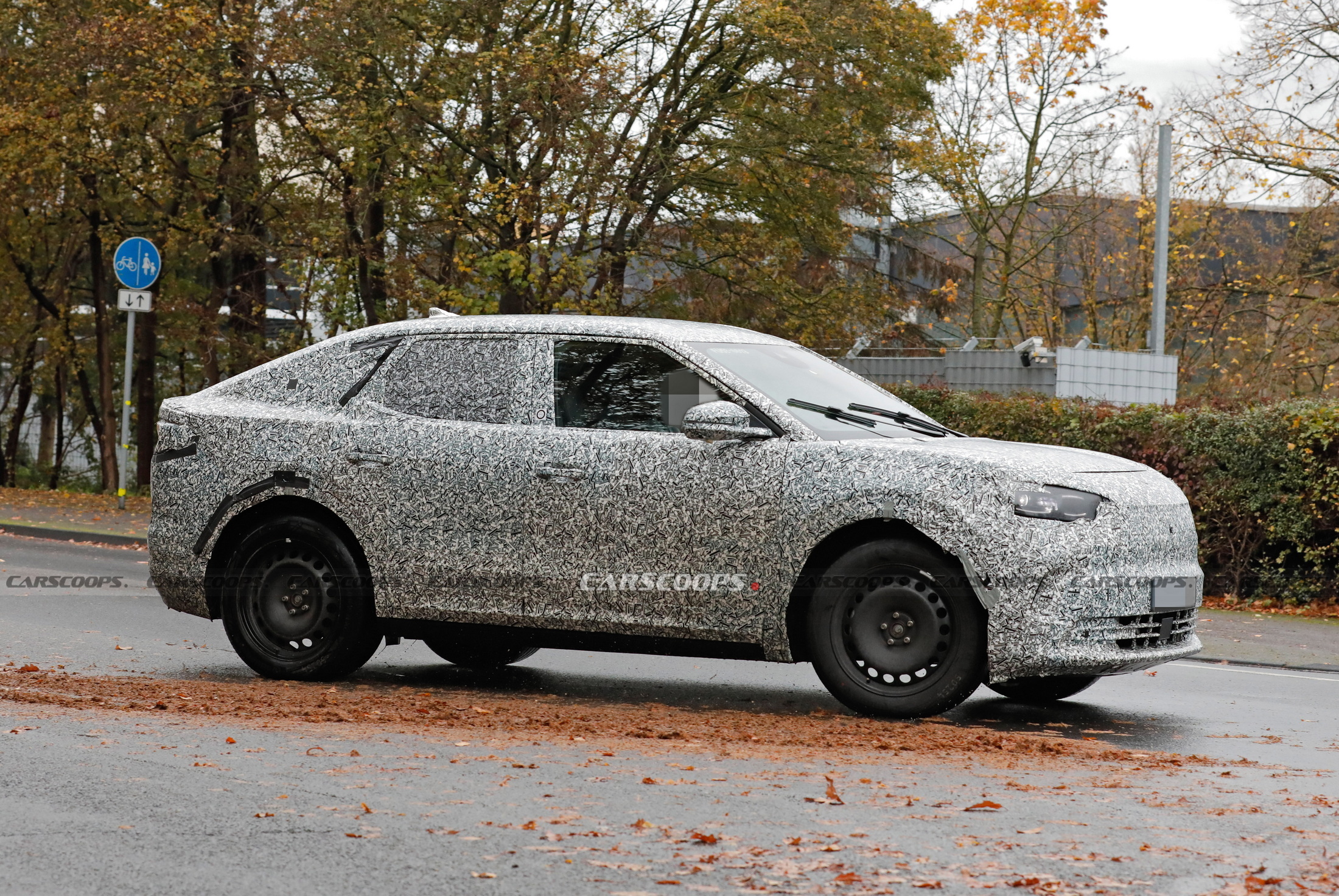2025 Ford Capri SUV (Scoop) (7)