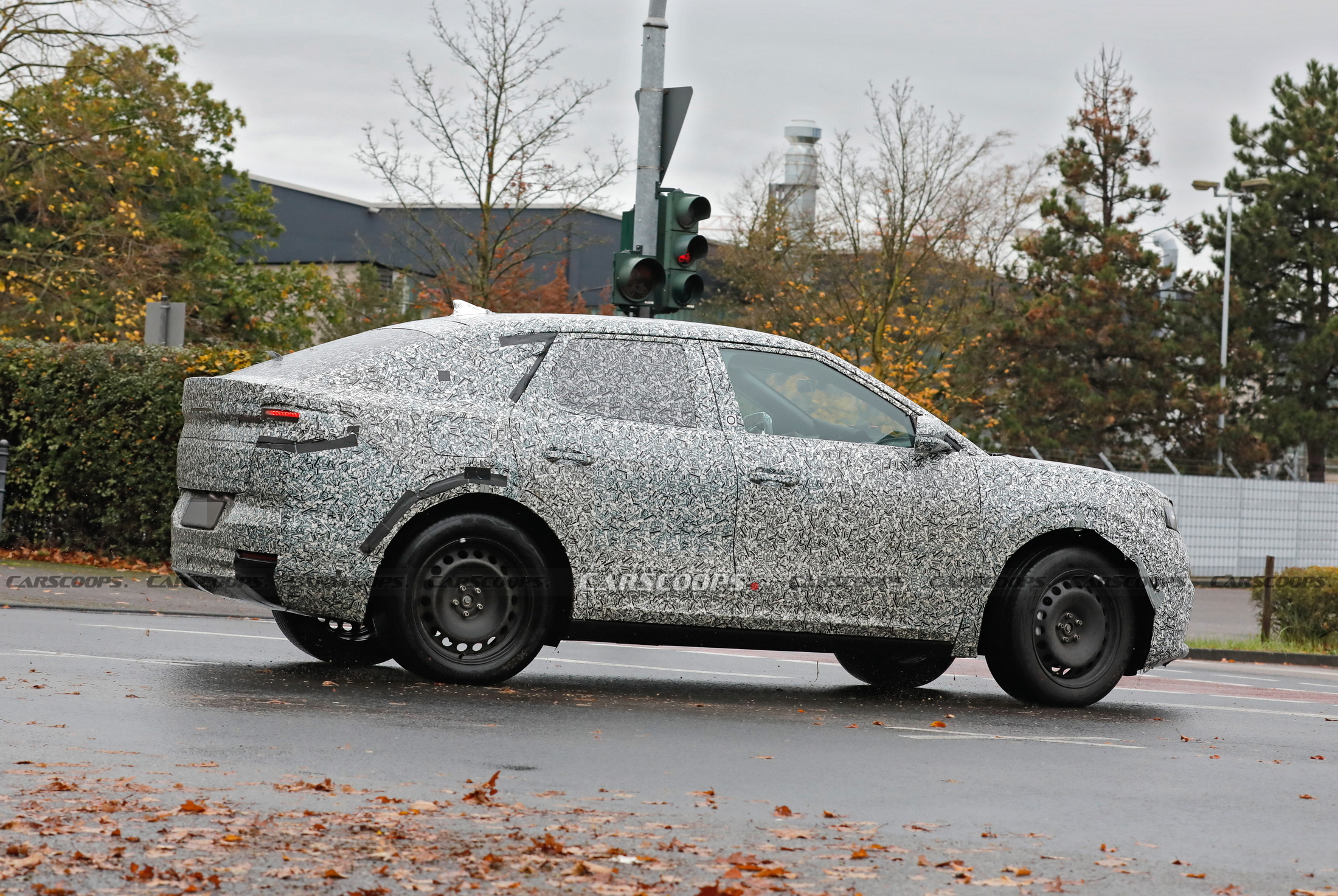 2025 Ford Capri SUV (Scoop) (9)
