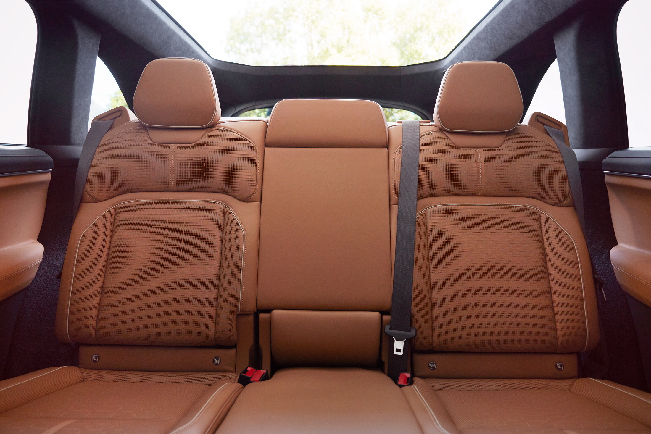 Lucid Only Registered 9 Gravity SUVs In Six Months? That’s Not The Whole Story