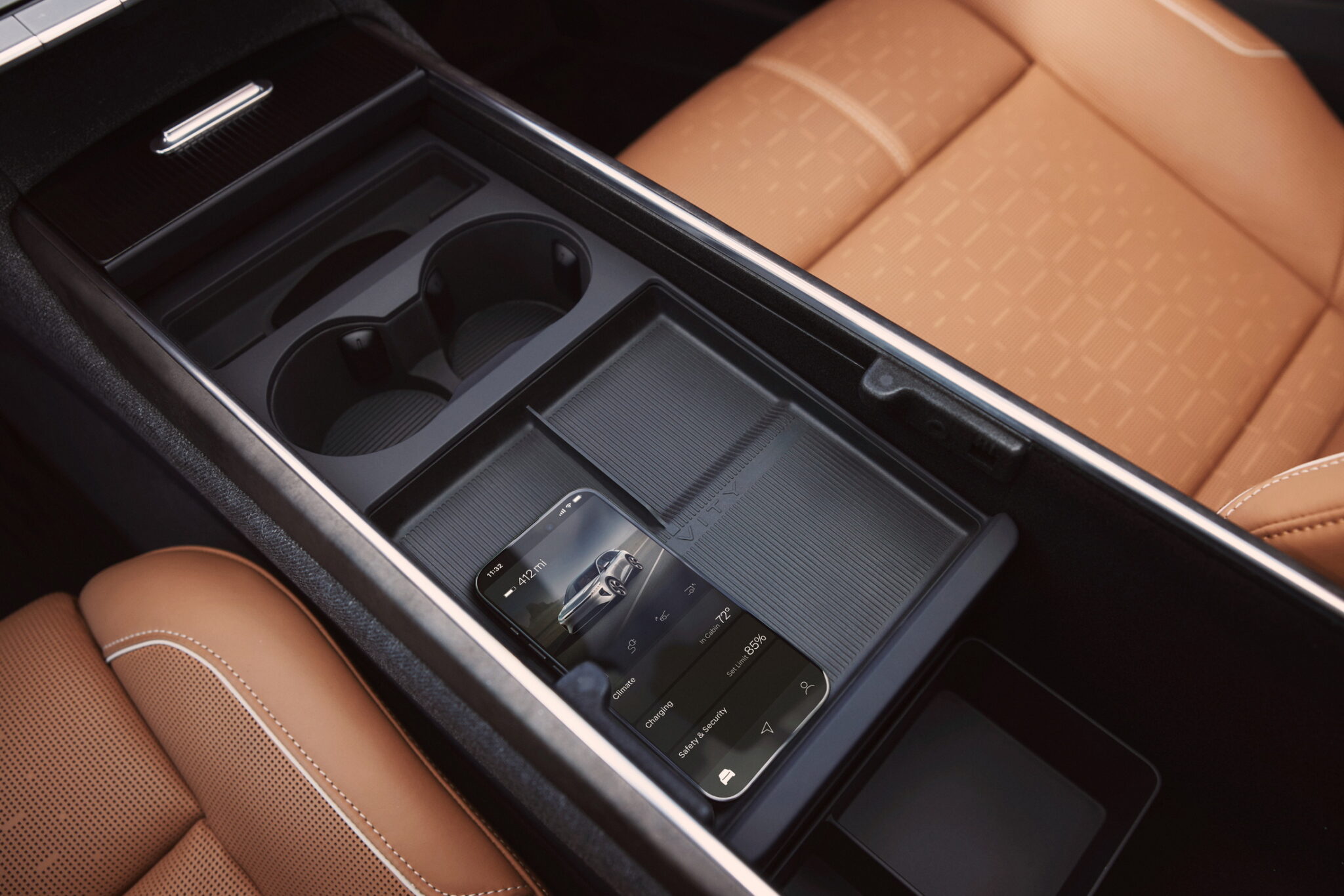 2025 Lucid Gravity Goes After Model X With 440-Mile Range And Sub