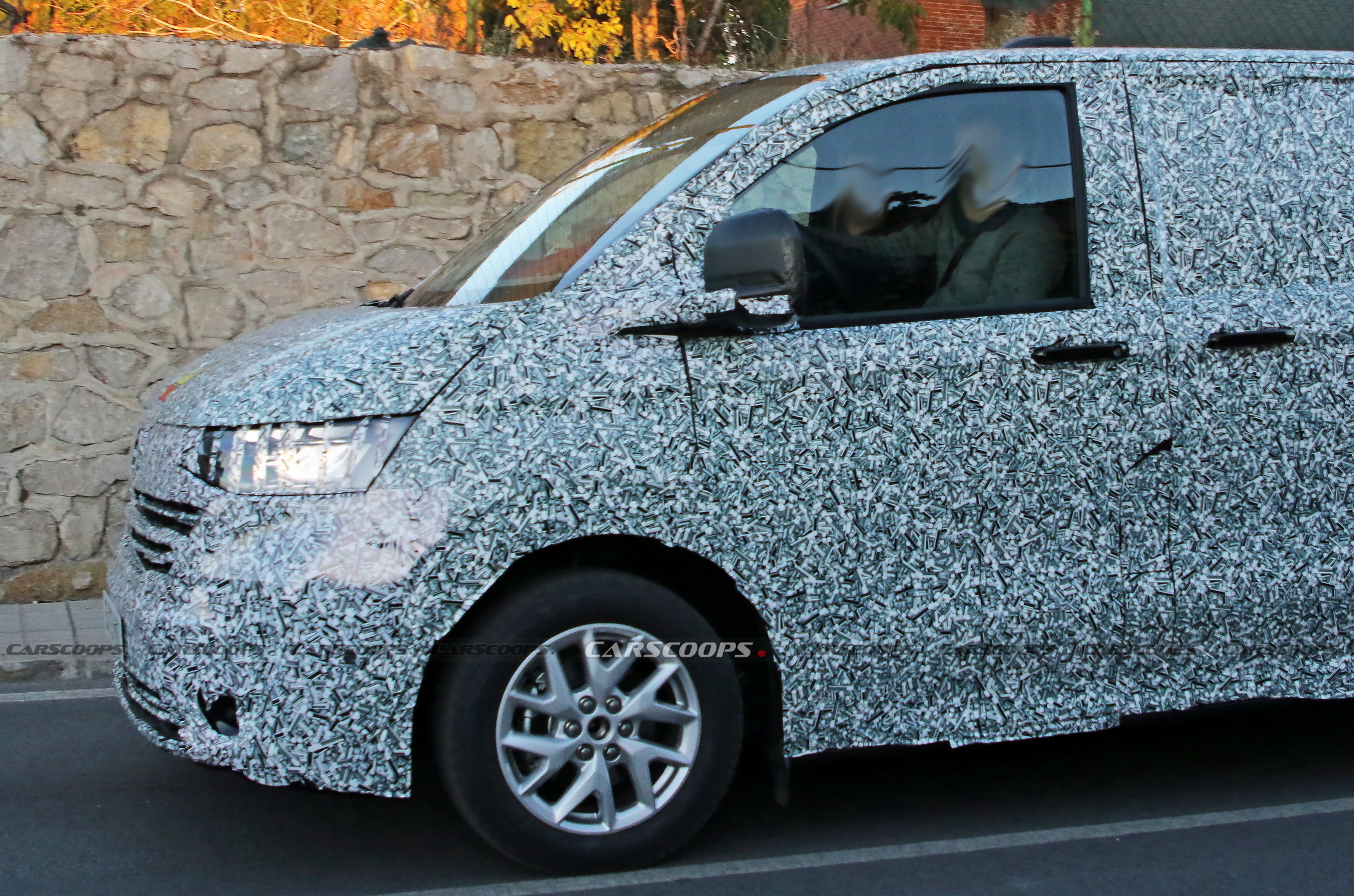 2025 VW Transporter Spotted Looking Happier Than The Ford Transit