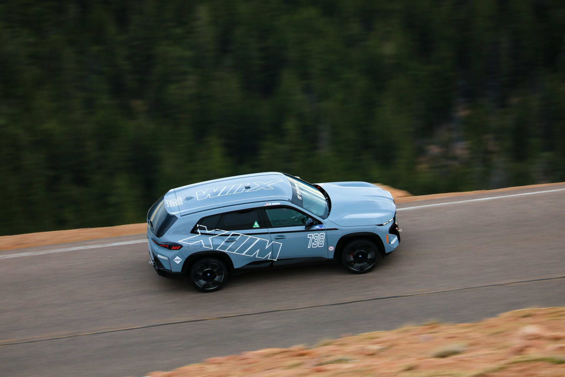BMW XM Pikes Peak - 4