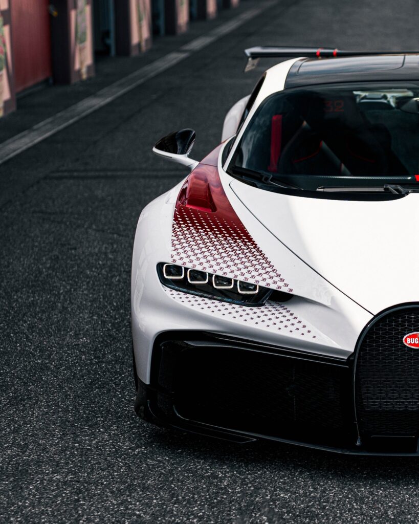 Bugatti Chiron Pur Sport Grand Prix