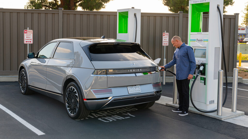  California Will Require All EVs To Have Standardized Diagnostics System In 2026