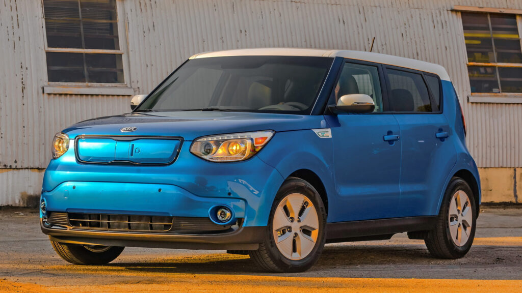  Kia Soul EV Roll-Away Risk Shows The Importance Of Always Using The Parking Brake