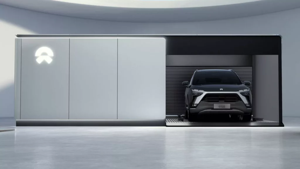  Nio Inks Battery-Swapping Deal with Geely, Boosting EV Network Growth