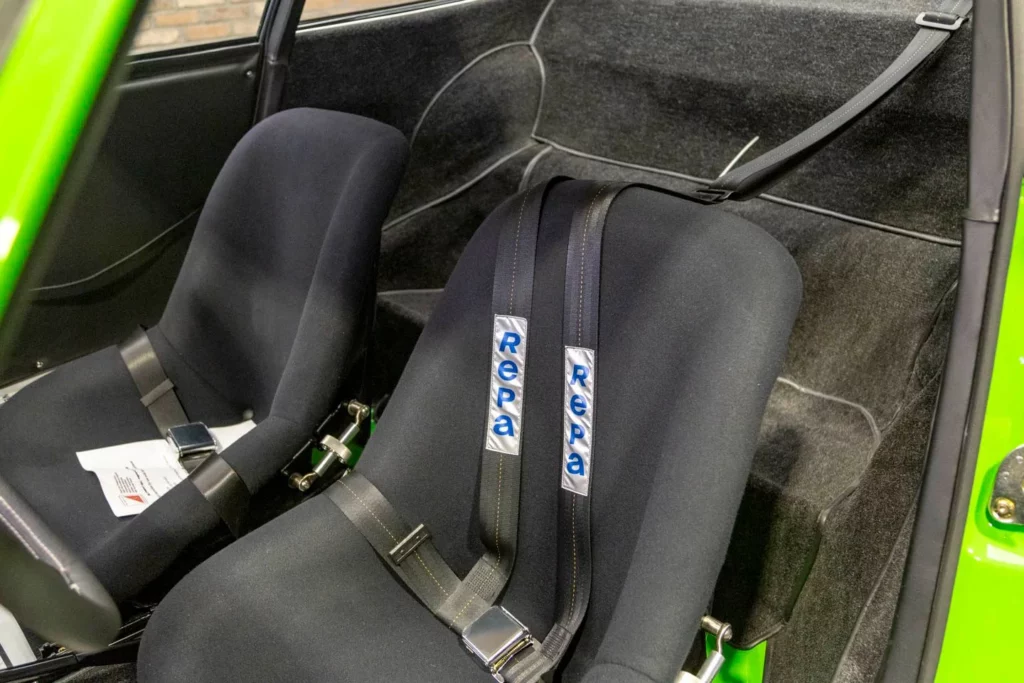 1977 Porsche 911 RSR Restomod