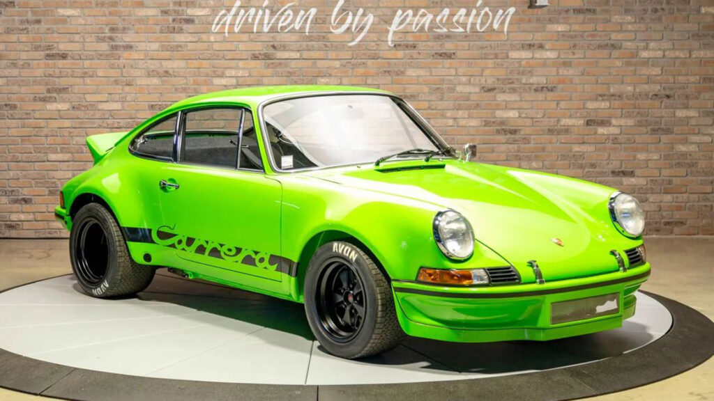  Design Velkē Unveils Impeccable 1977 Porsche 911 RSR Recreation For $360,000