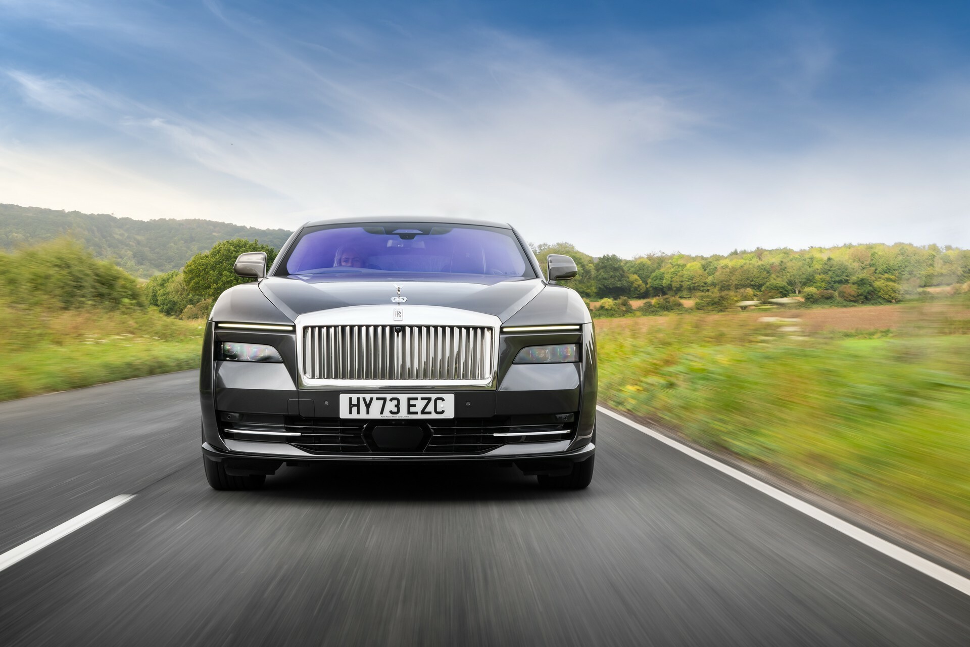 Rolls-Royce-Spectre-1106-19.jpg