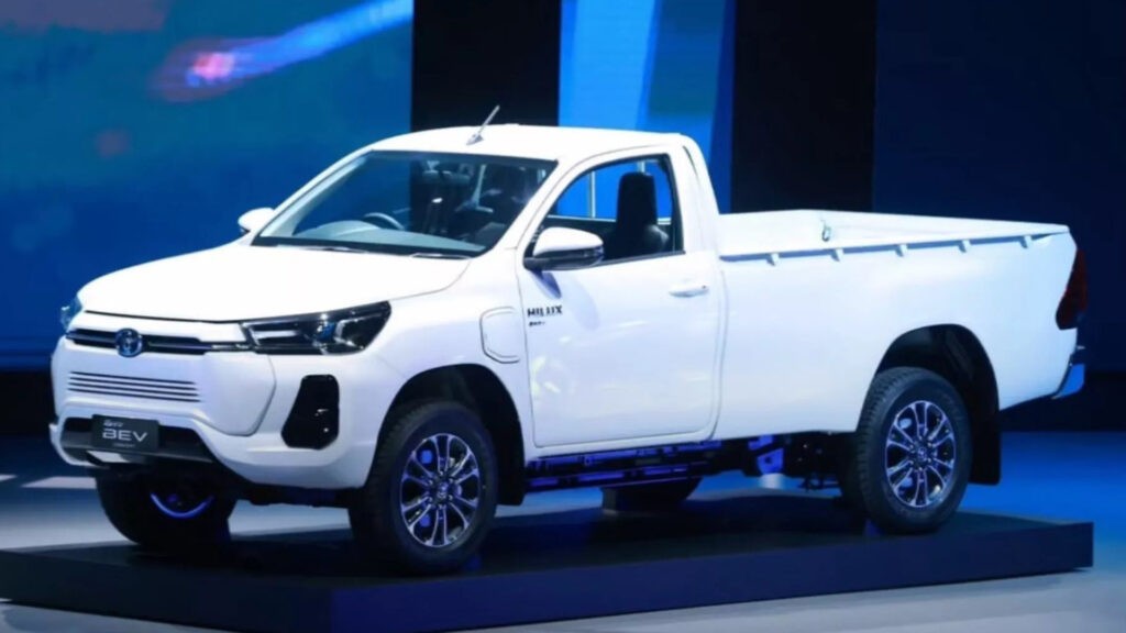  Toyota’s Electric Pickup Truck To Hit Thai Roads In Early 2024