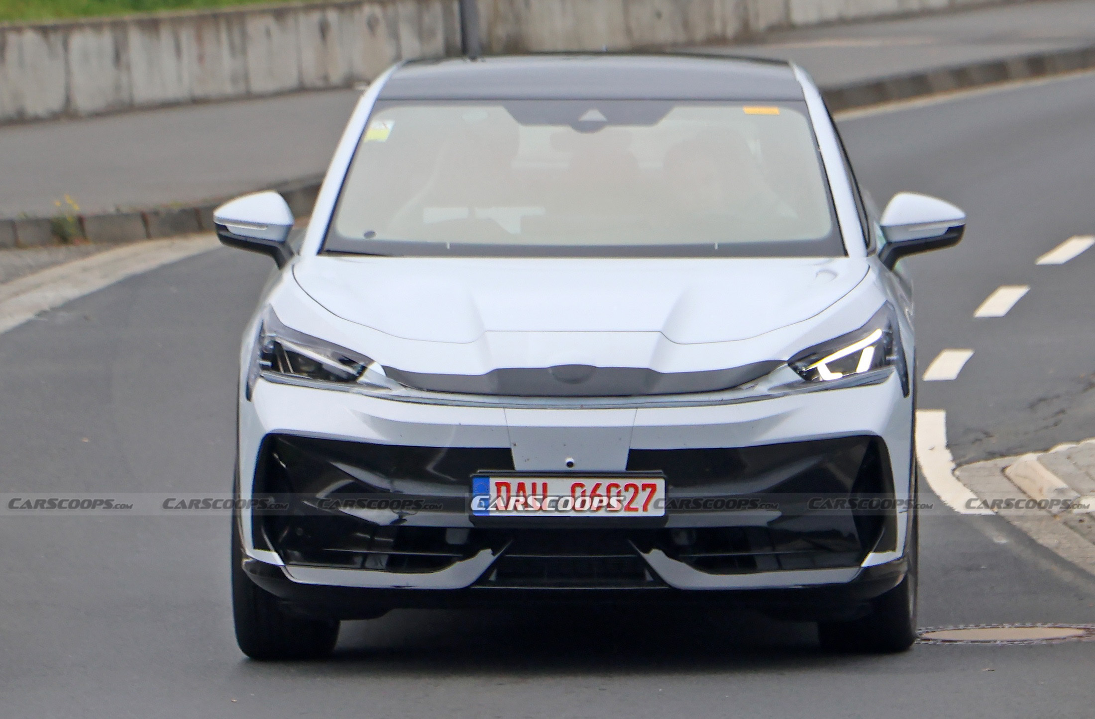 VW's Chinese Tavascan 00002