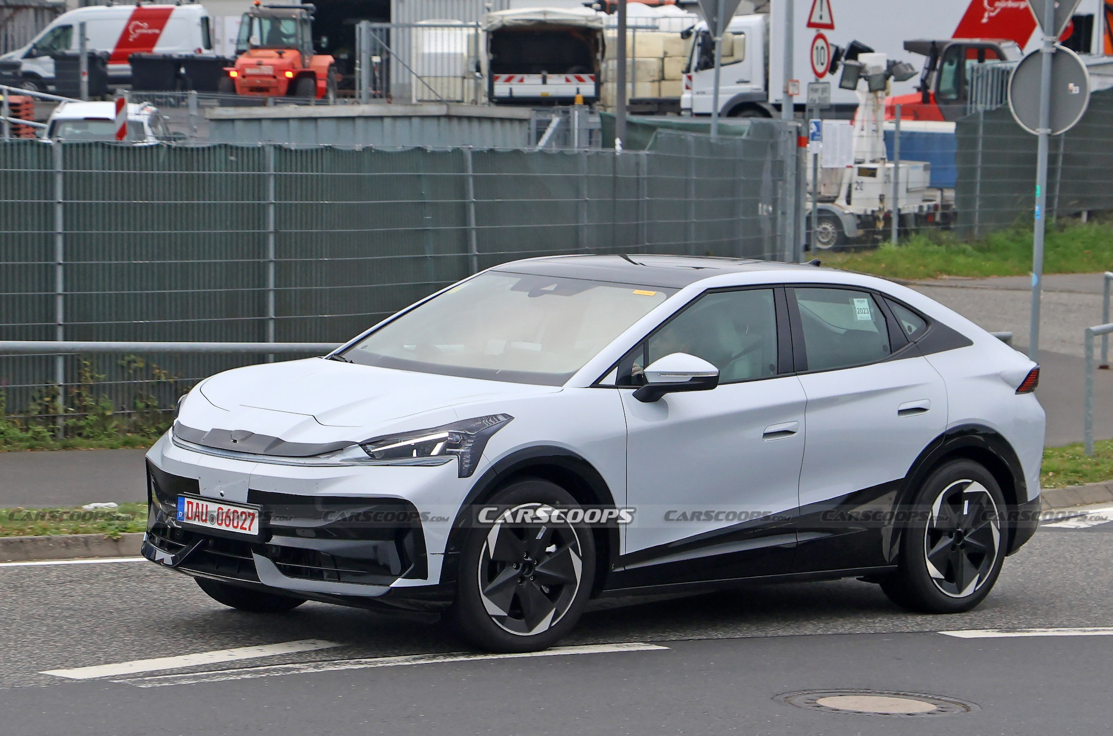 VW's Chinese Tavascan 00004