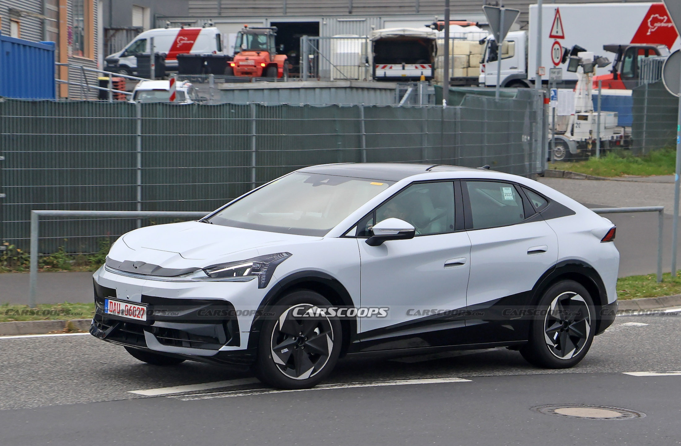 VW's Chinese Tavascan 00005