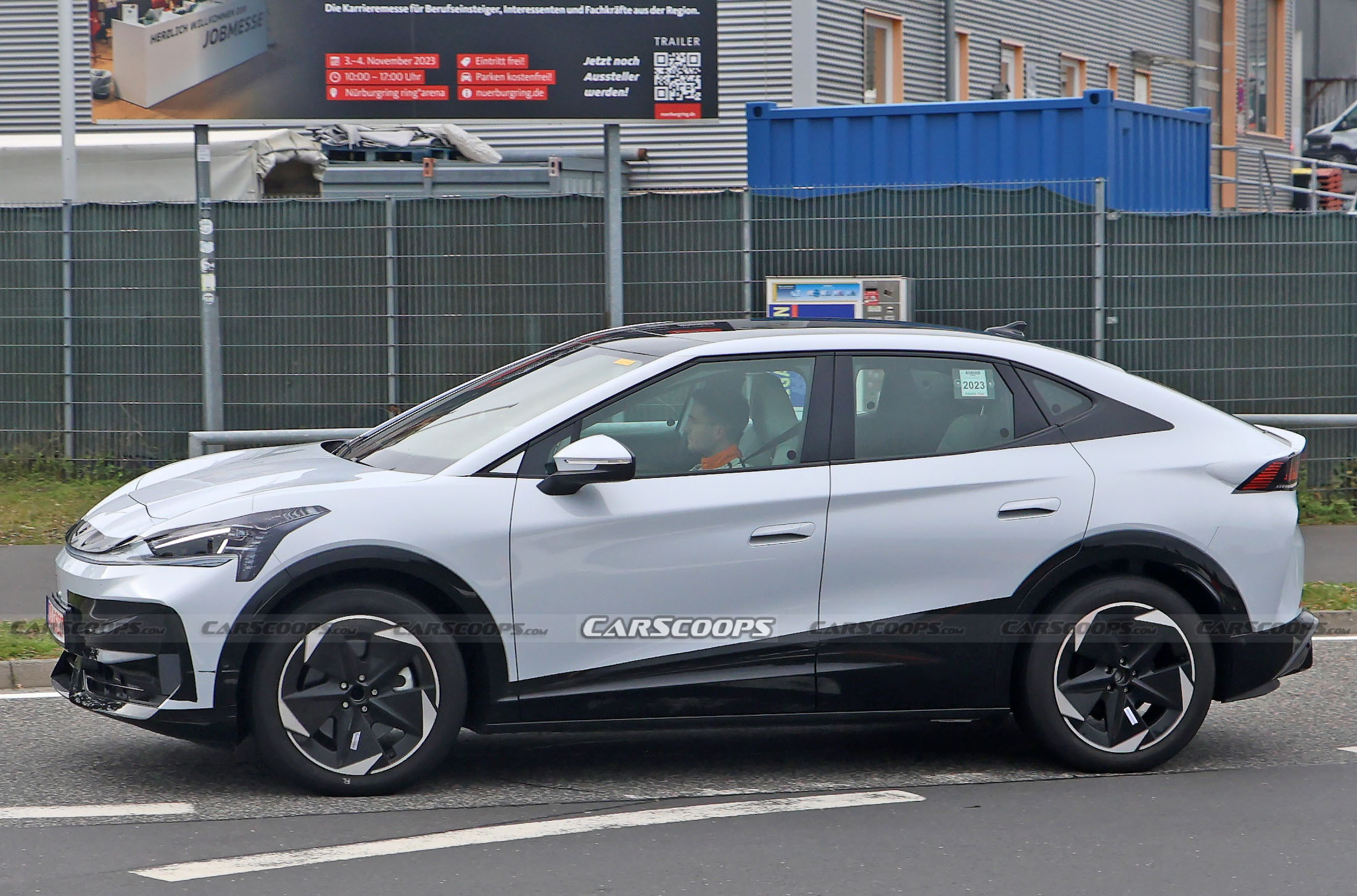 VW's Chinese Tavascan 00007