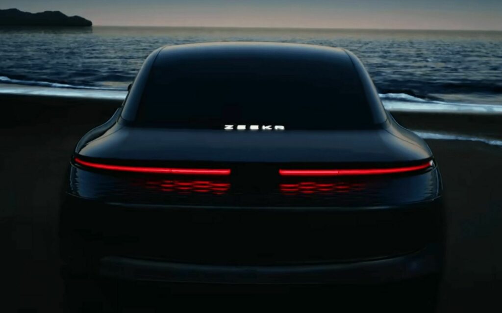  Zeekr’s New 007 Sedan Takes Shape Before Pre-Sales Start In China