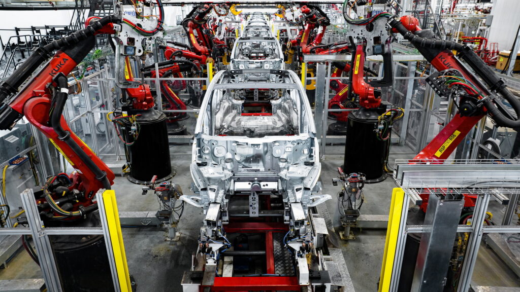  Tesla Worker Reportedly Picked Up, Lacerated By Robot At Giga Texas