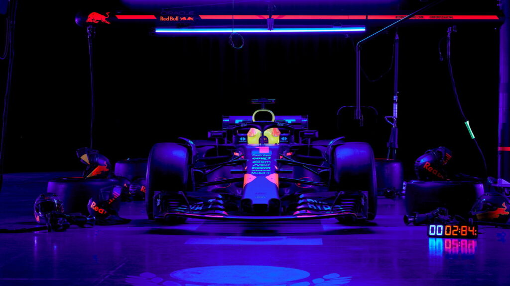  Can Red Bull’s F1 Team Perform A Pit Stop In Complete Darkness?