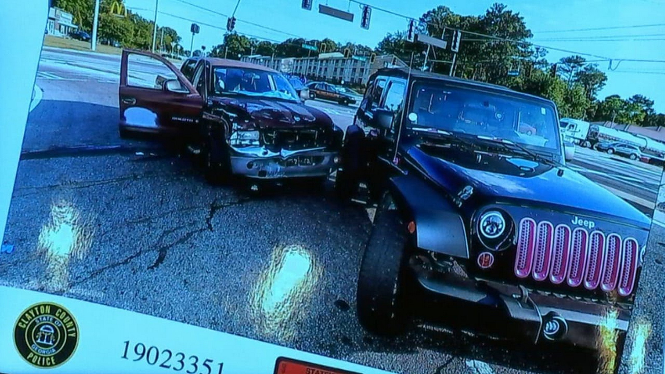 Angry Group Of Teen Bicyclists Surround And Smash A BMW In Manhattan