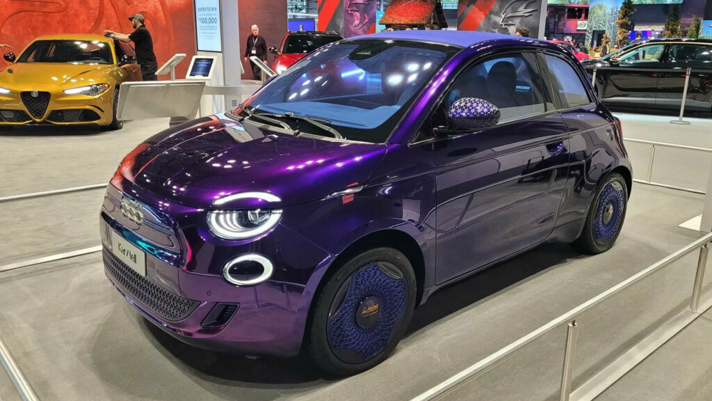  Fiat 500e Concepts Fetch $600,000 At Auction