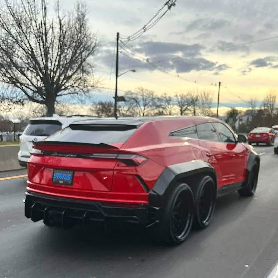 6×6 Lamborghini Urus