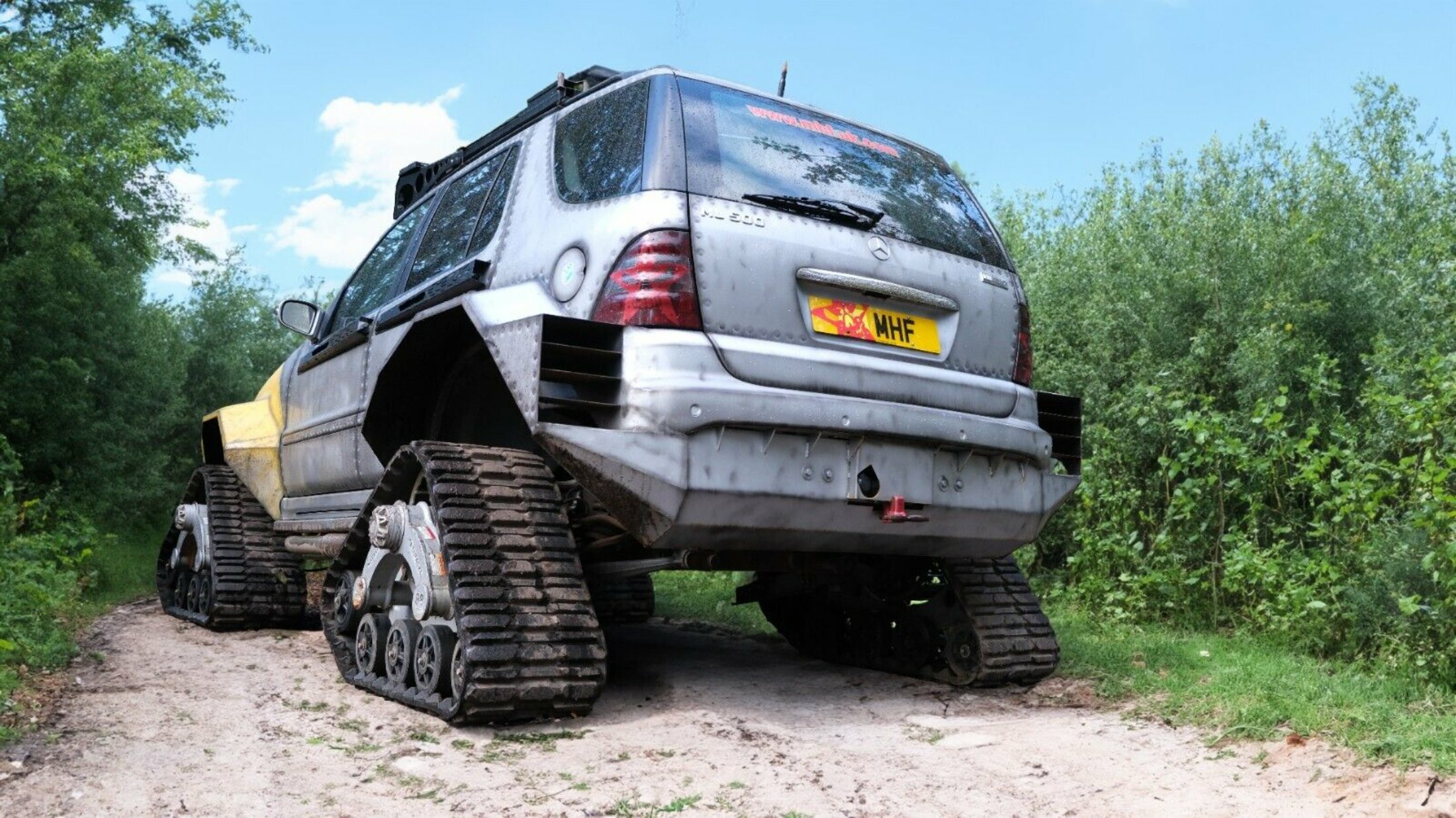 Mercedes-Benz ML 500 - Zombie Apocalypse (22)