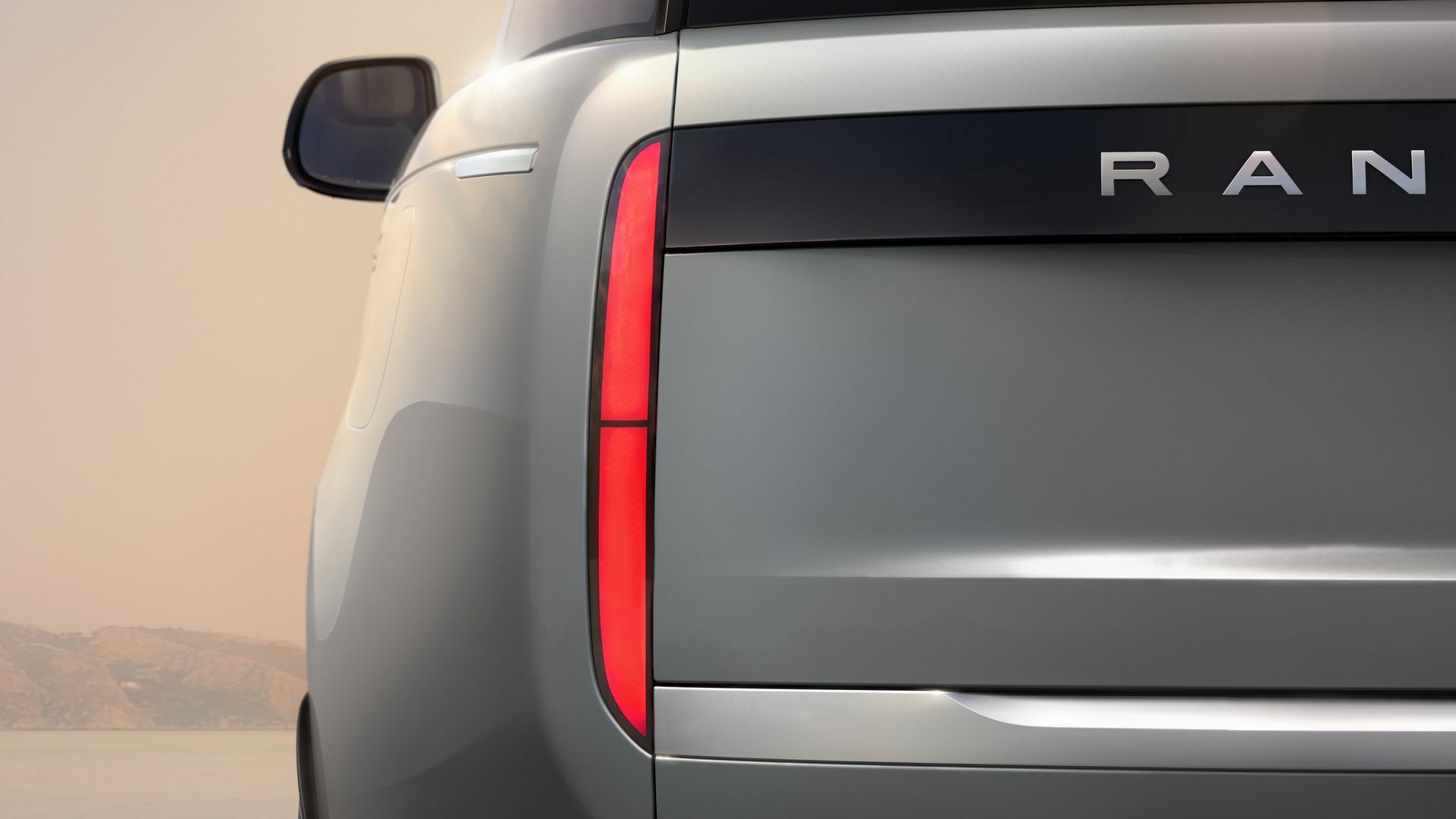 Range Rover Electric - 3