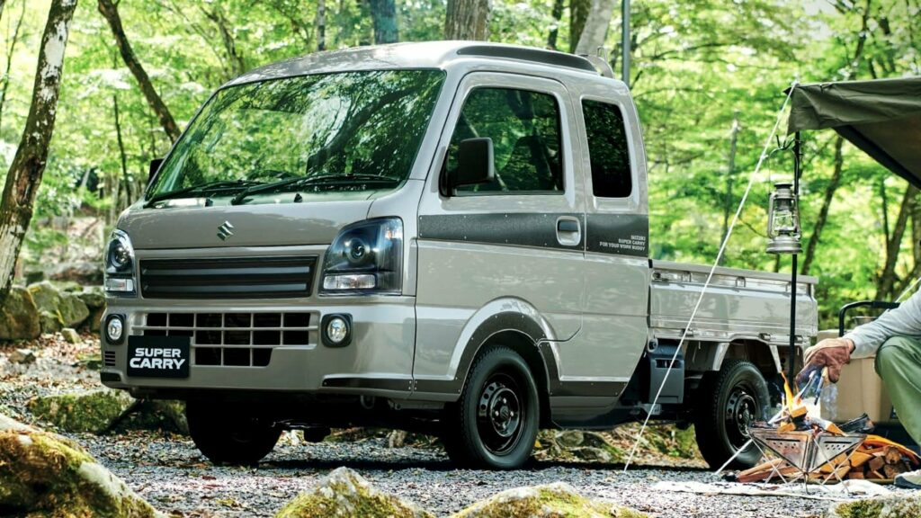  Super Carry X Limited Is An Adorable Tiny Truckster That Means Business