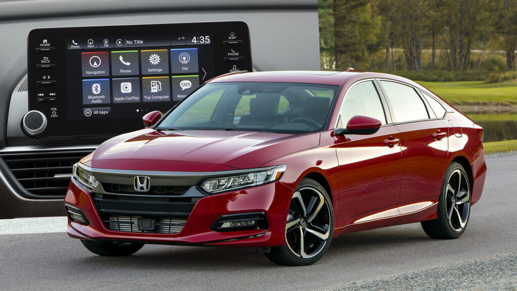  Honda’s $112-Plus Software Update Makes Older Accords Tech-Savvy Again