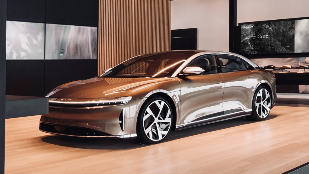     It is possible to rent a Lucid Air Grand Cruiser for only $604 per month