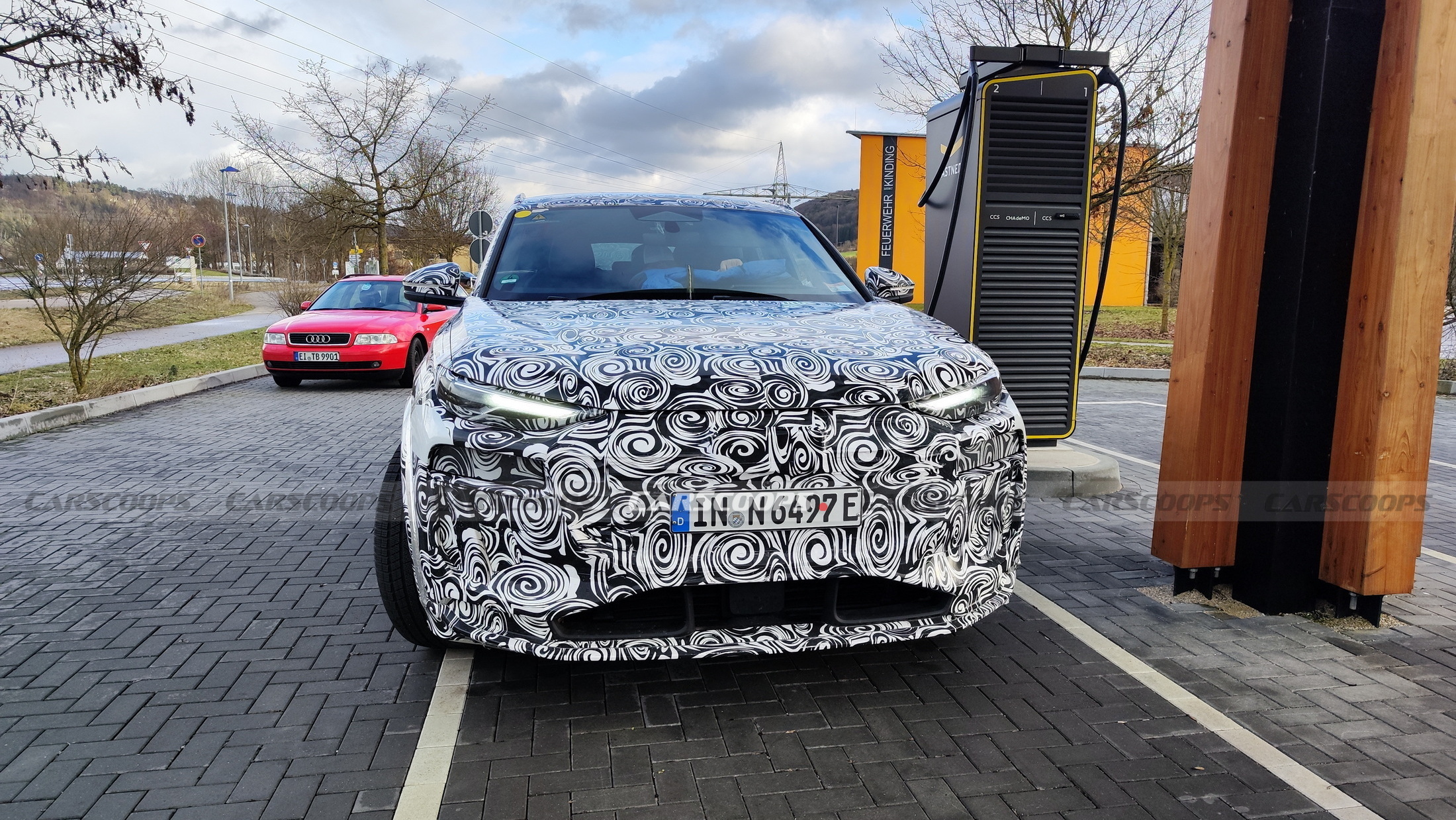 U Spy 2025 Audi Q6 E-Tron Sportback Using 800V Charging System In