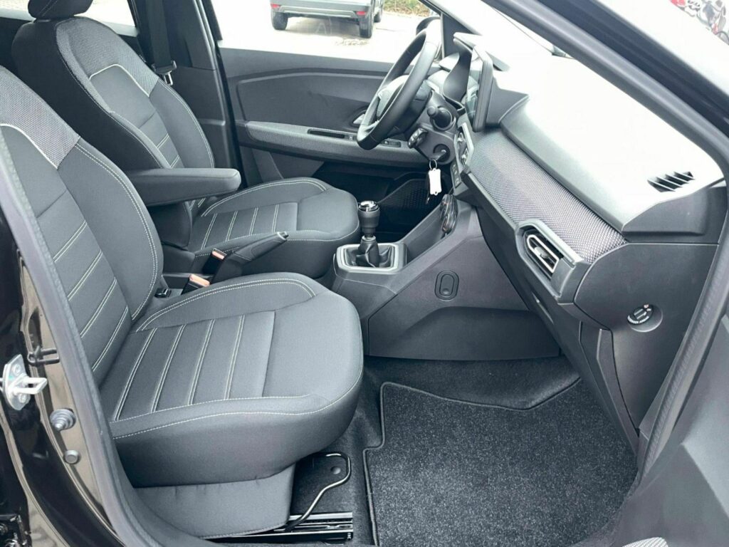 Dacia Jogger (2024) interior