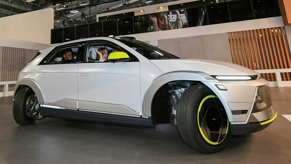  Spin City: This Hyundai Ioniq 5 Concept Does 360s And More