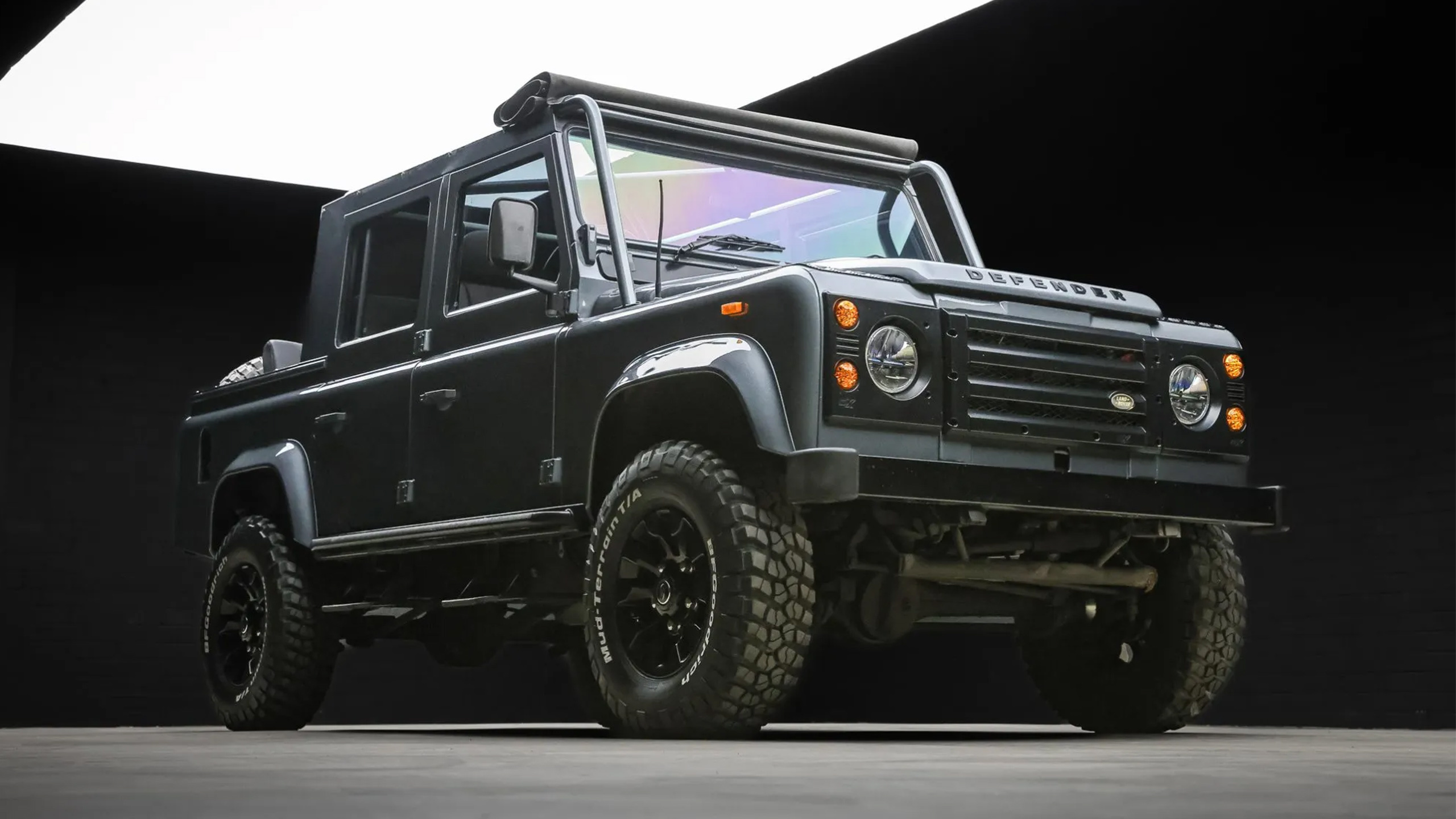 When Did the Land Rover Defender Come Out?