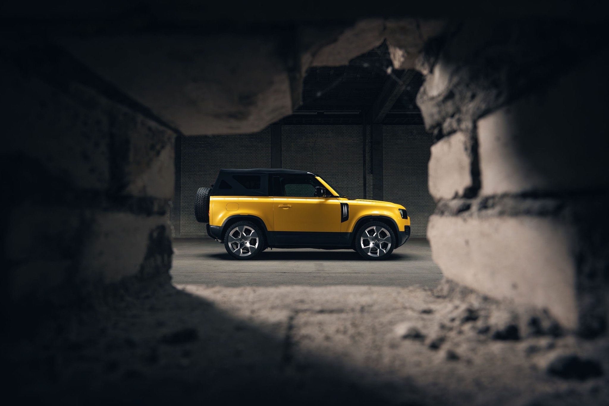 Heritage Customs Builds Land Rover Defender Convertible, Charges $92k ...