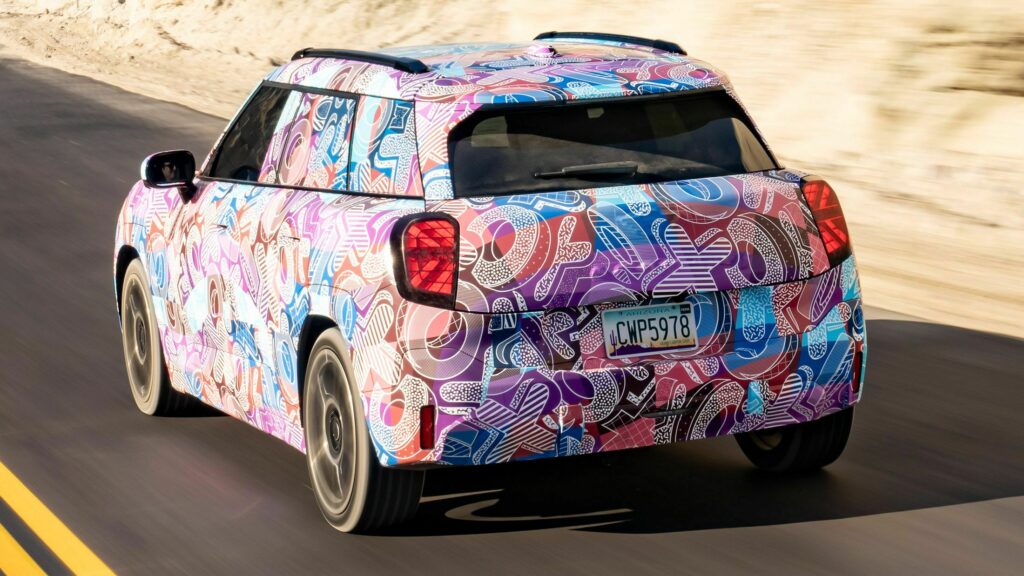  Mini Aceman EV Flaunts Its Crossover Stance Before April 24 Debut