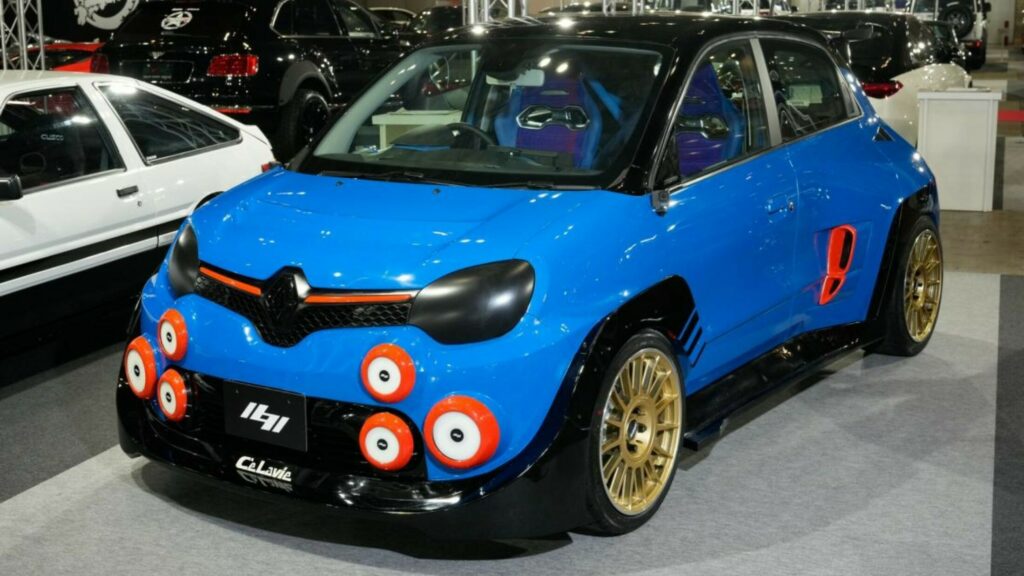  C’eLavie 105 Maxi Is A Widebody Renault Twingo From Japan That Will Soon Get A V6